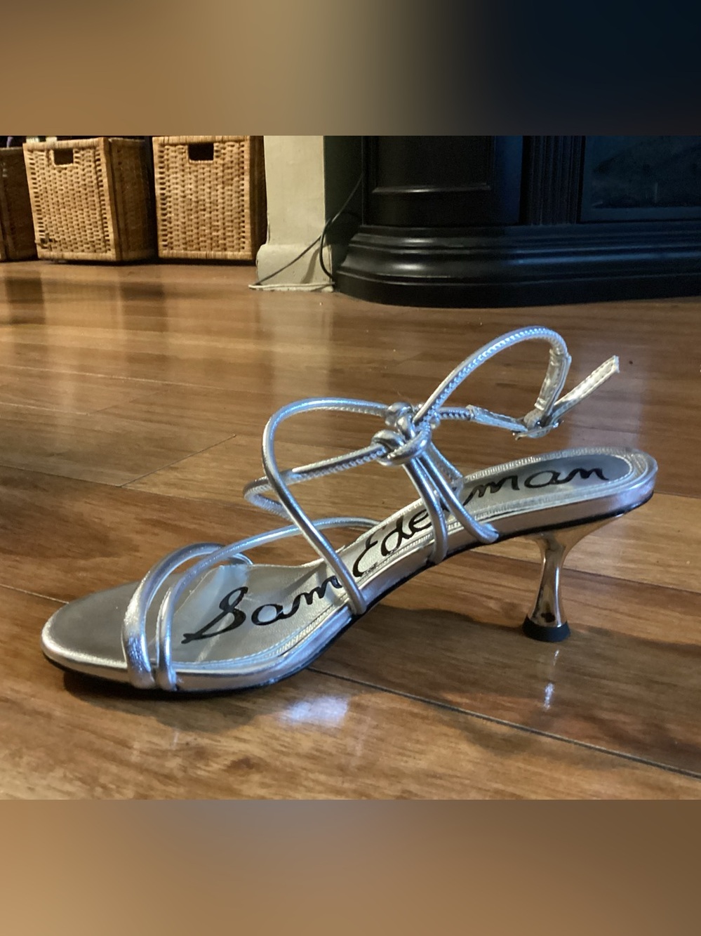 Sam Edelman Silver Strappy Kitten Heel Sandals Size 6 M
